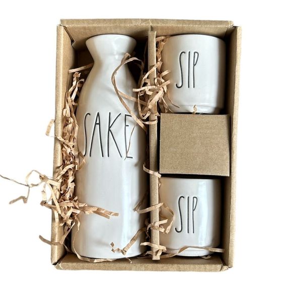 New in Box Rae Dunn Sake Gift Set "Sake" & "Sip" Set - Picture 2 of 7